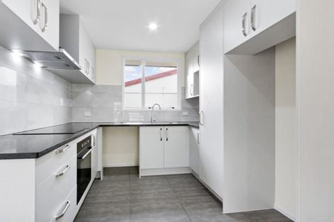 Photo of property in 8 Cameron Place, Ranui, Auckland, 0612