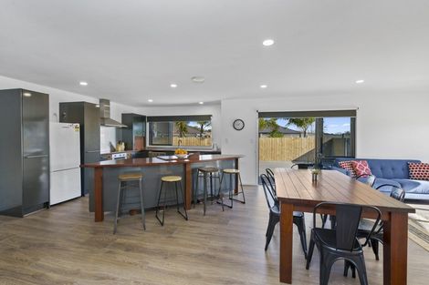 Photo of property in 5 Halyard Loop, Haruru, 0204