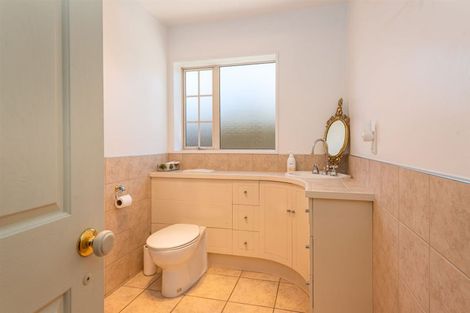 Photo of property in 8 Toorak Avenue, Avonhead, Christchurch, 8042