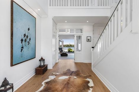 Photo of property in 21 Norwood Road, Bayswater, Auckland, 0622