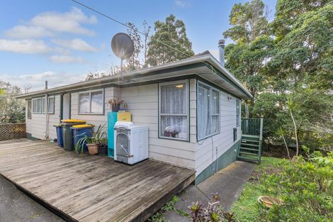 Photo of property in 11 Kilcar Place, Massey, Auckland, 0614