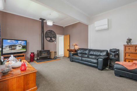 Photo of property in 9 Amelia Street, Woodville, 4920