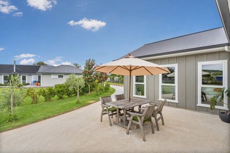Photo of property in 10 Austin Drive, Whitianga, 3510