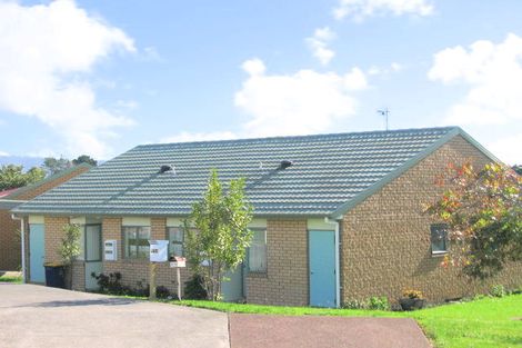 Photo of property in 1/12 Blueridge Close, Sunnyvale, Auckland, 0612