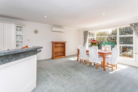 Photo of property in 143 Grahams Road, Burnside, Christchurch, 8053