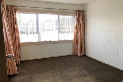 Photo of property in 13 Seakens Way, Glen Eden, Auckland, 0602