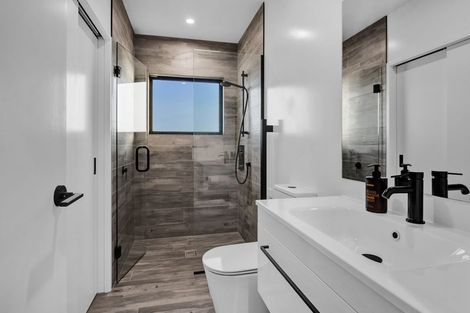 Photo of property in 21 Rosemount Road, Waverley, 4591