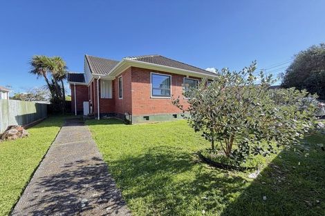 Photo of property in 25 Pirie Crescent, Moera, Lower Hutt, 5010