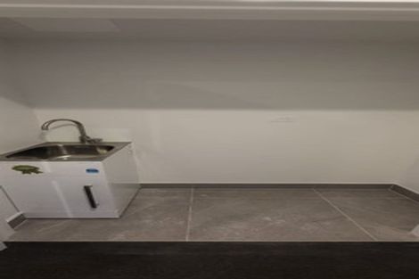 Photo of property in 102/26 Shortfin Place, Flat Bush, Auckland, 2019