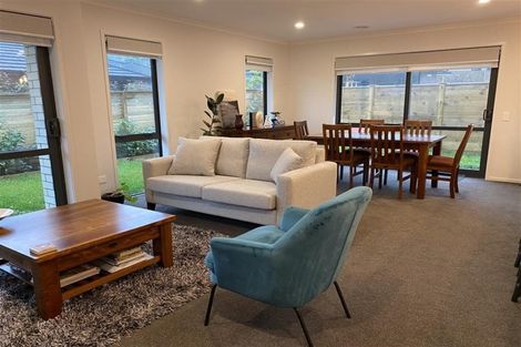 Photo of property in 4 Mooring Close, Whitby, Porirua, 5024