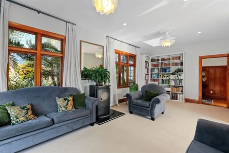 Photo of property in 33 Ngaio Street, Saint Martins, Christchurch, 8022