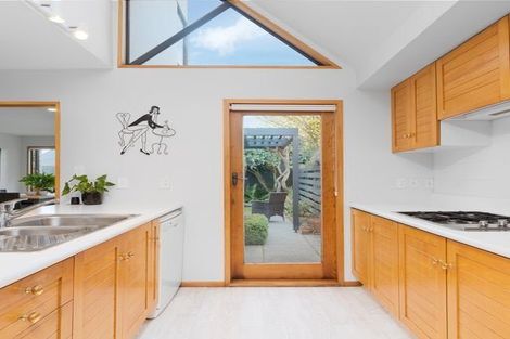 Photo of property in 52 Arlington Street, Burnside, Christchurch, 8053
