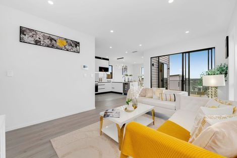 Photo of property in 12 Elevation Street, Flat Bush, Auckland, 2019