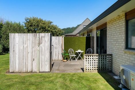 Photo of property in Redwood Village, 15/42 Main Road, Tawa, Wellington, 5028