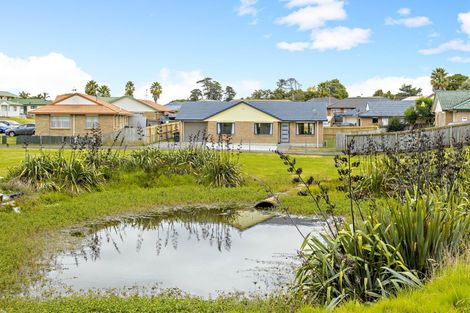 Photo of property in 44 Manston Road, Mangere, Auckland, 2022