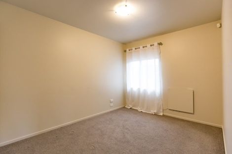 Photo of property in 30 Seymour Street, Hornby, Christchurch, 8042