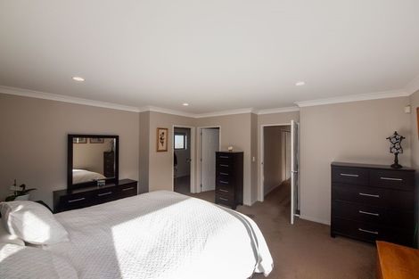 Photo of property in 8 Cheetwood Street, Churton Park, Wellington, 6037