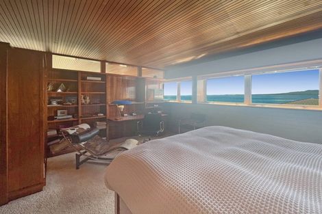 Photo of property in Seaview Apartments, 4/64 Milford Road, Milford, Auckland, 0620