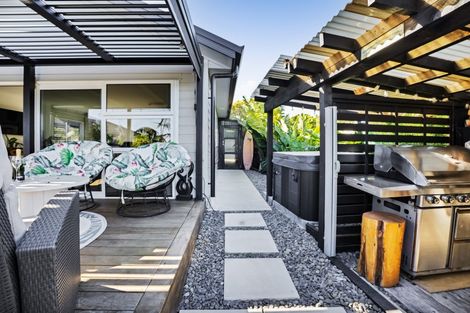 Photo of property in 4 Whenu Way, Bell Block, New Plymouth, 4312