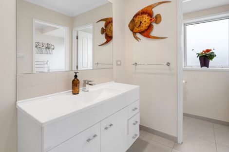 Photo of property in 6 Arete Lane, Levin, 5571