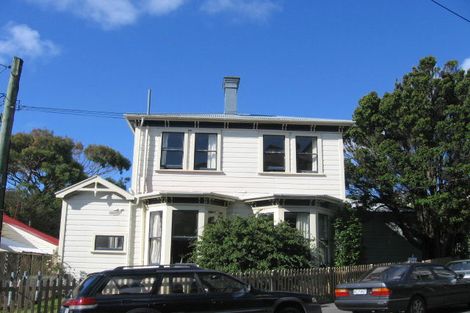 Photo of property in 13 Myrtle Crescent, Mount Cook, Wellington, 6021