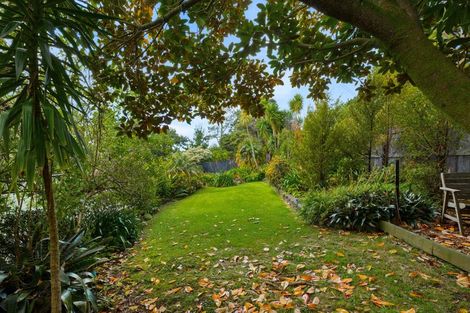 Photo of property in 23 Crows Road, Swanson, Auckland, 0614