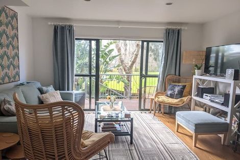 Photo of property in 73 Malaspina Place, Papatoetoe, Auckland, 2025