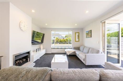 Photo of property in 22 Glen Oaks Drive, Northwood, Christchurch, 8051