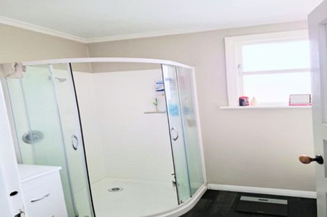 Photo of property in 32 Teignmouth Street, Abbotsford, Dunedin, 9018