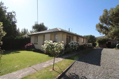 Photo of property in 210 Flora Road, Lumsden, 9730