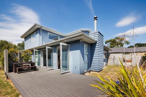Photo of property in 7 Tower Place, Fitzherbert, Palmerston North, 4410