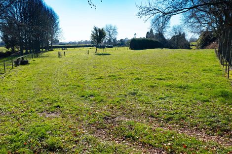 Photo of property in 64 Peacockes Lane, Peacocke, Hamilton, 3282