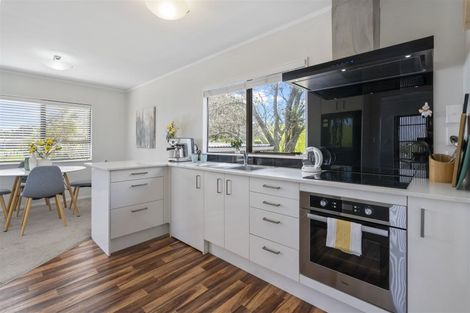 Photo of property in 23 Flaunty Place, West Harbour, Auckland, 0618
