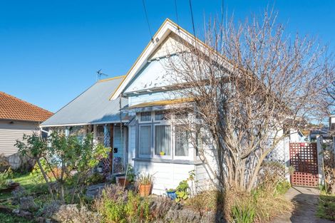 Photo of property in 664 Avonside Drive, Avonside, Christchurch, 8061