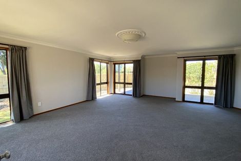 Photo of property in 6 Septimus Place, Henderson, Auckland, 0612