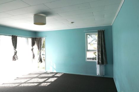 Photo of property in 2 Mervan Street, Mangere East, Auckland, 2024