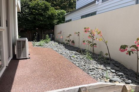 Photo of property in 1/30 Bevyn Street, Castor Bay, Auckland, 0620
