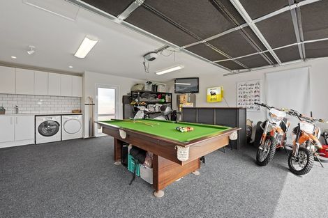 Photo of property in 37 Pohutukawa Parade, Riverhead, 0820