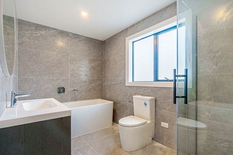 Photo of property in 2 Anehu Place, Greenhithe, Auckland, 0632