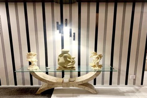 Photo of property in 37 Newington Road, Henderson, Auckland, 0612