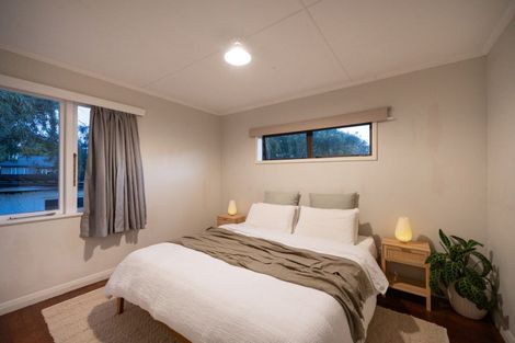 Photo of property in 27 Winston Avenue, Hokowhitu, Palmerston North, 4410