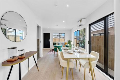 Photo of property in 451e Massey Road, Mangere East, Auckland, 2024