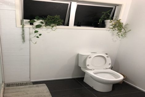 Photo of property in 1/61 Glamorgan Drive, Torbay, Auckland, 0630