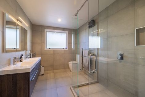 Photo of property in 92 Meadowstone Drive, Wanaka, 9305