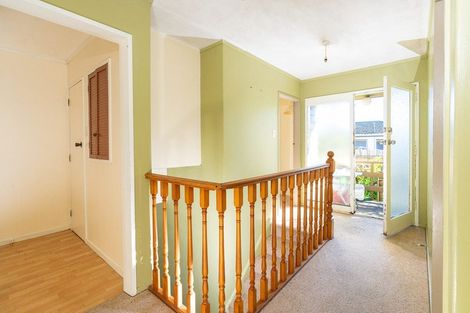 Photo of property in 21b Colchester Crescent, Newlands, Wellington, 6037