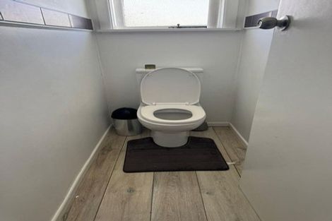 Photo of property in 152 Ennis Avenue, Pakuranga Heights, Auckland, 2010