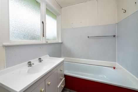 Photo of property in 2936 White Rock Road, Tuturumuri, Martinborough, 5782