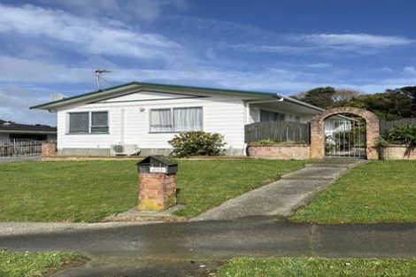Photo of property in 17 Staithes Drive North, Whitby, Porirua, 5024