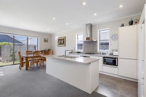 Photo of property in 8 Poaka Road, Hobsonville, Auckland, 0618