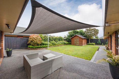 Photo of property in 77 Pacific Drive, Fitzherbert, Palmerston North, 4410